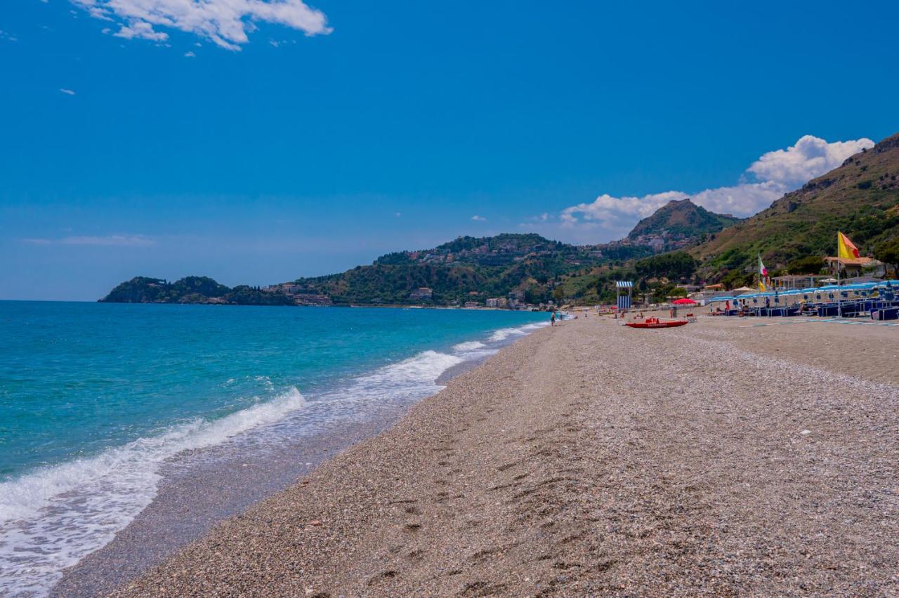 Appartamenti Paolone House Taormina Mare Mazzeo Exterior foto